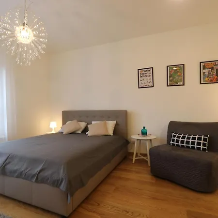 Savada Delta - Stan Na Dan Novi *